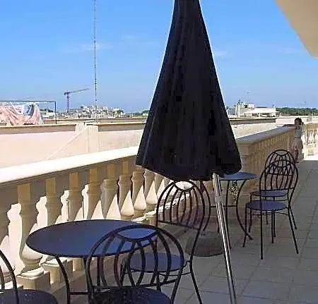 Striari Bed and breakfast 3*