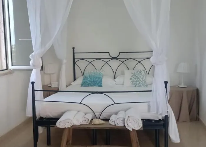 Oda ve Kahvaltı Striari